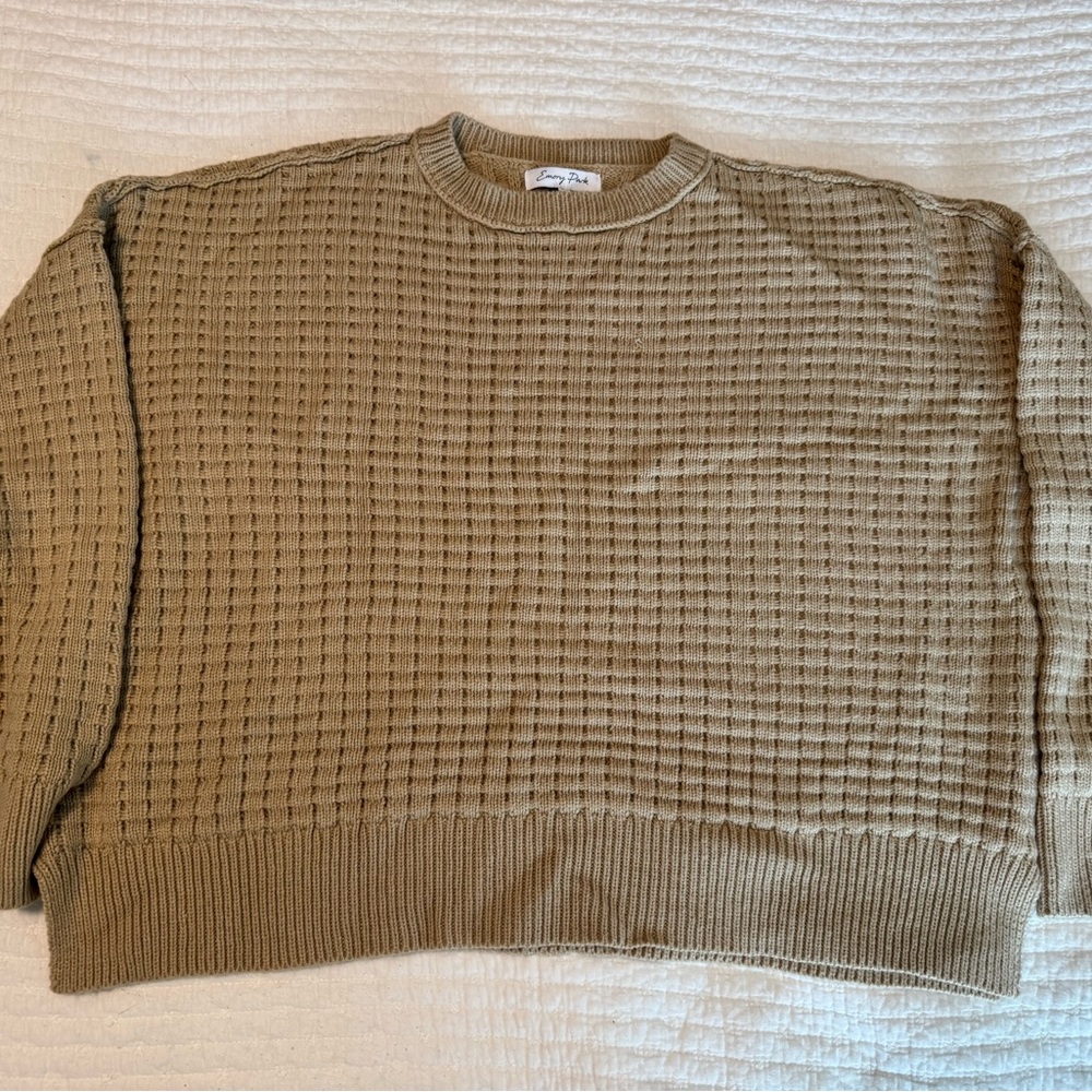 Women’s Tan Sweater